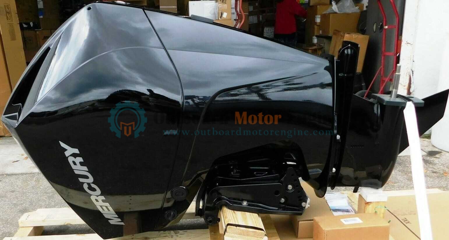 2018 Mercury CPO 225Hp 20 Shaft 4-Stroke Outboard Engine
