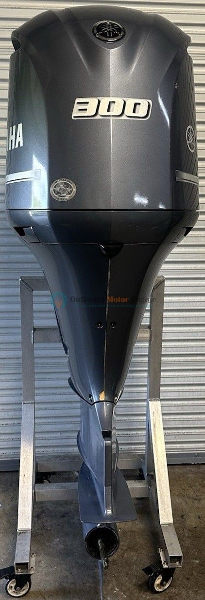 2019 Yamaha 300Hp 30 Shaft 4-Stroke Outboard Boat Motor