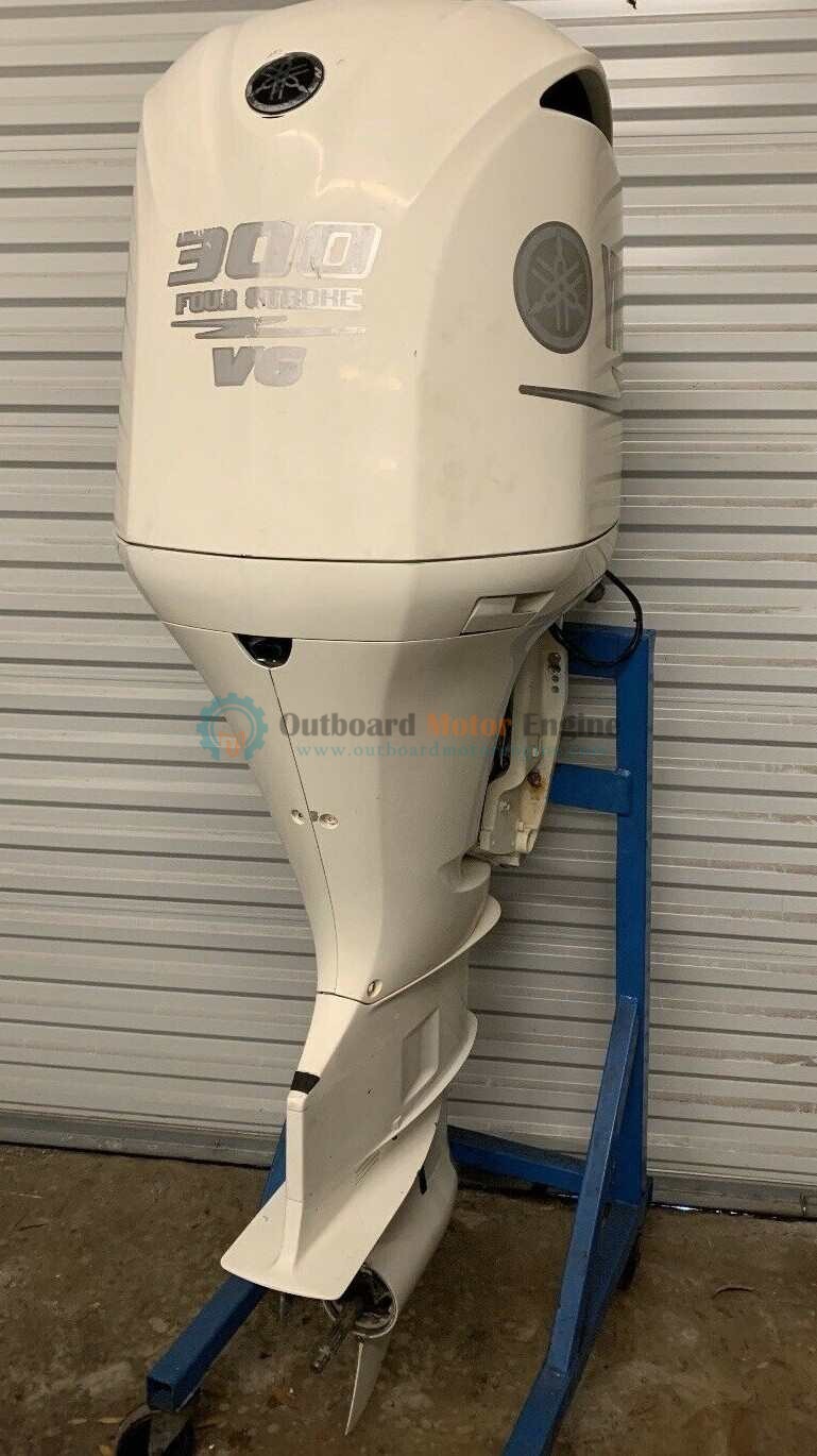 Yamaha F300UCA 300Hp 4-Stroke 30” shaft length Outboard Motor